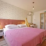 센트럴 아파트먼트 인터그레이티드 아파트호텔 4*
