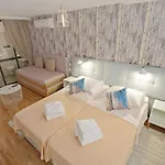 센트럴 아파트먼트 인터그레이티드 4*