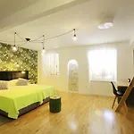 센트럴 아파트먼트 인터그레이티드 4* 자다르