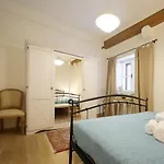 센트럴 아파트먼트 인터그레이티드 아파트호텔 4*